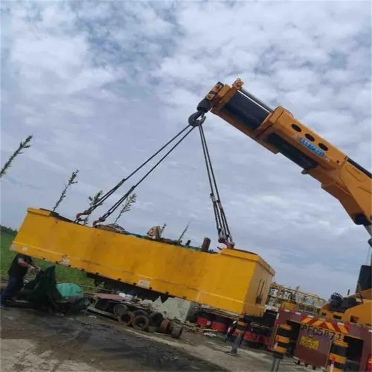 衡山吊车吊集装箱需要多少钱